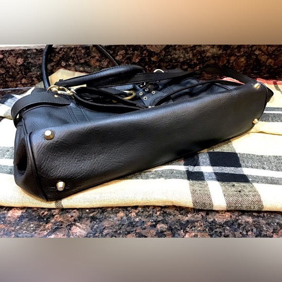 Burberry Bags - Picture 13 of 16